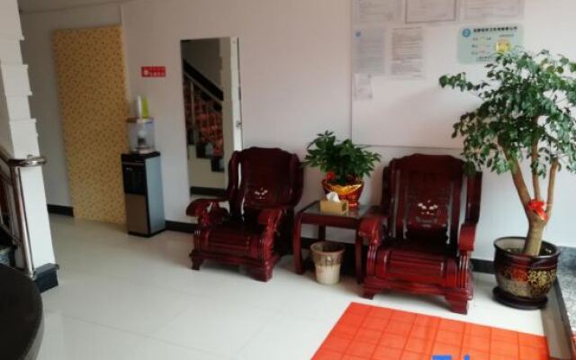 Rongyue Hostel