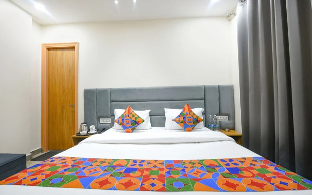 Fabhotel Flying Kiwi