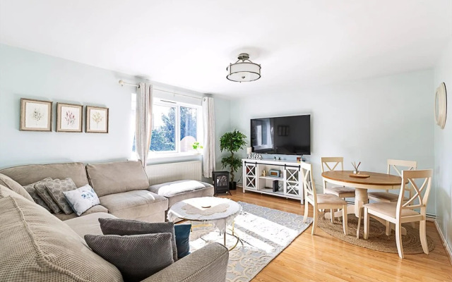 Quiet and Cosy 2-bed in Wimbledon