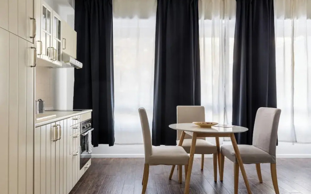 Largo Molina Studio III