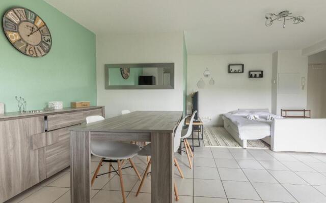 Modern 2-rooms in Bordeaux