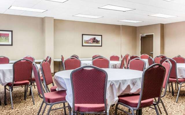 Comfort Suites Morrow - Atlanta South