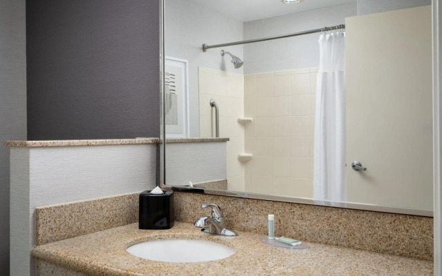Courtyard by Marriott Kingston