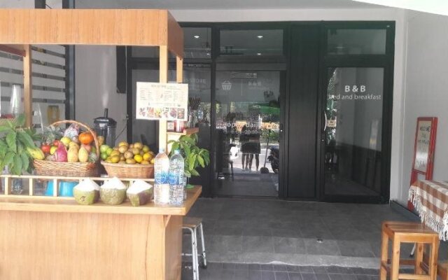 SS Store Bed & Breakfast