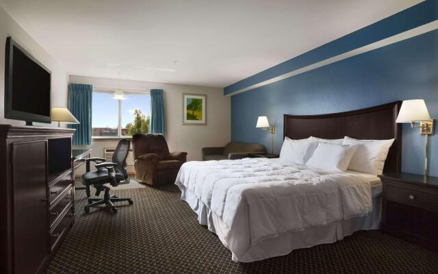 Days Inn by Wyndham Lacey Olympia Area