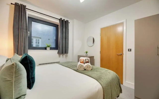 Laing Apartments