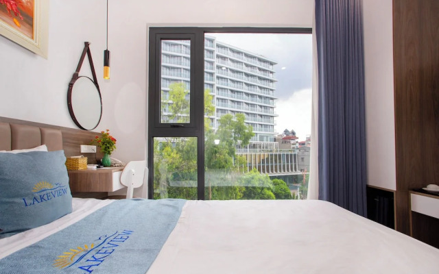 Lake View Hotel