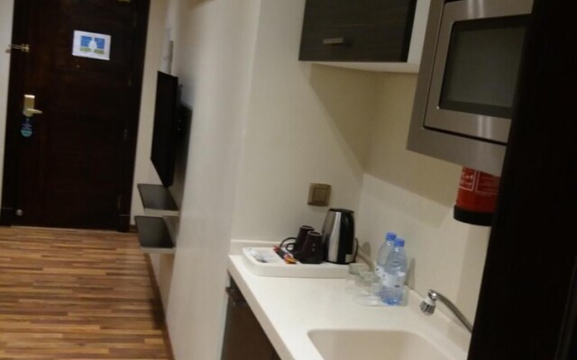 Aswar Hotel Suites - Al Rashed