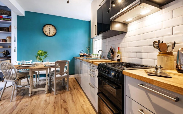 Lovely Portobello Apartment near Westbourne Park