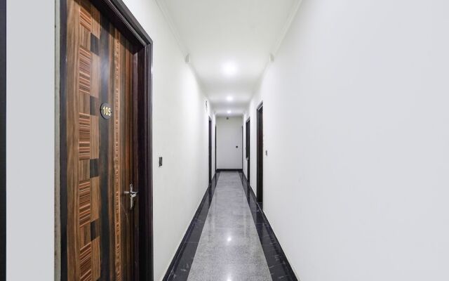 Fabhotel 17 Suites