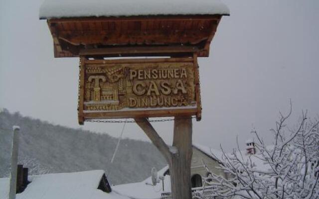 Casa din lunca