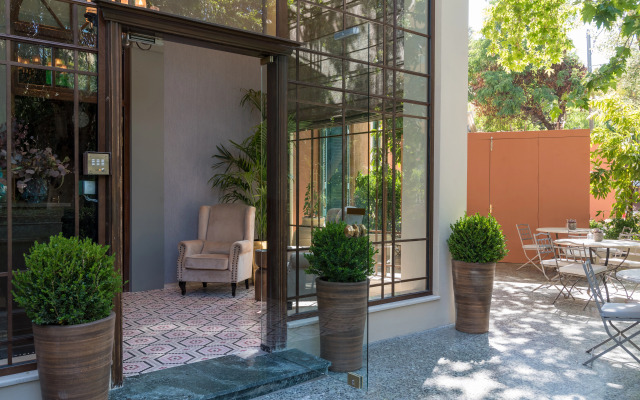 Kefalari Suites