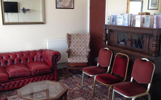 Hadleigh Gables Hotel