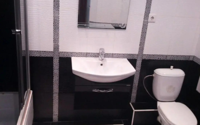 Апартаменты Снимай Смело на улице Бутина 78