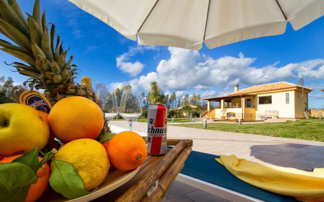 Alghero, Villa Annetta with swimming pool for 10 people