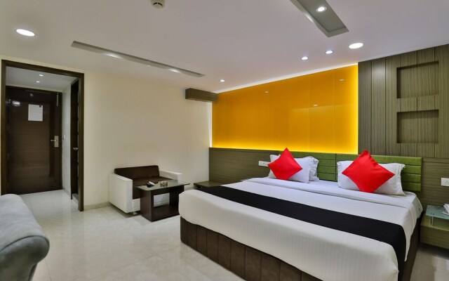 Capital O 23214 Hotel The Lotus Park