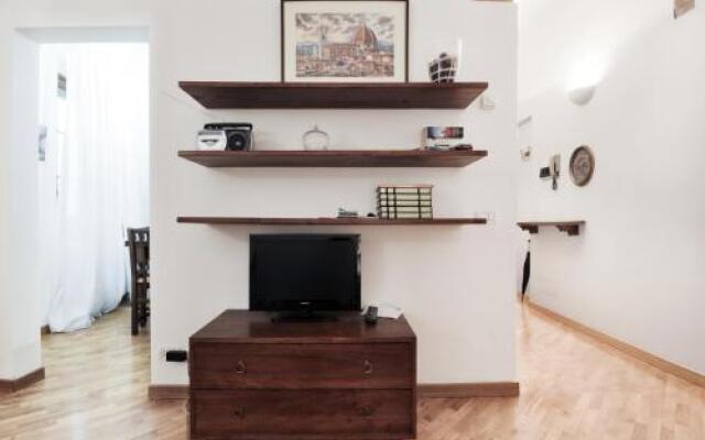 Uffizi Apartment 2