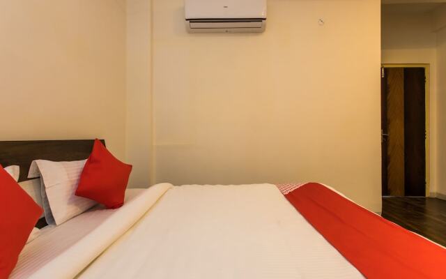 Collection O 12362 Hotel Emerald Park