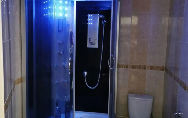 Апартаменты на улице Университетская Набережная 60