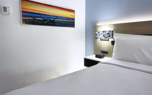 Best Western Point South