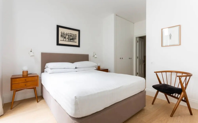 Kildare Gardens by Onefinestay
