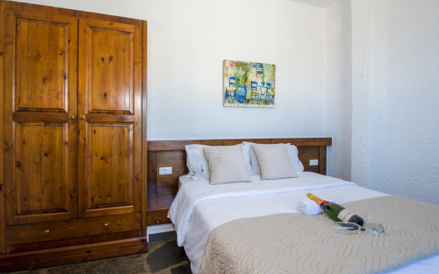 Folia Hotel - Apartments