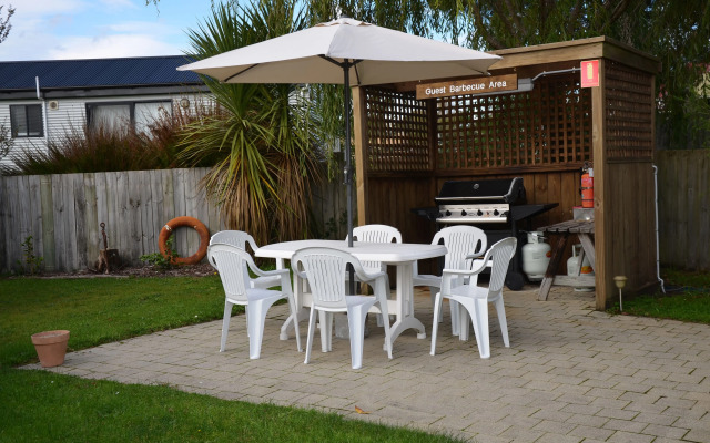 Castaway Holiday Apartments