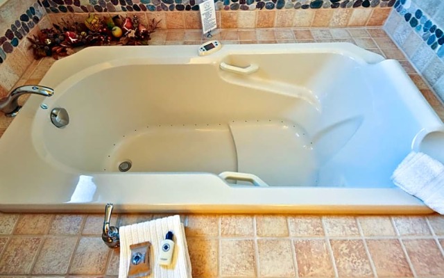 Solstice Suites