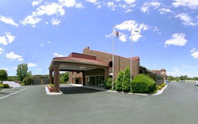 Quality Inn At Fort Lee