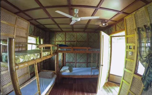 Chelle's Guest House and Backpackers - Hostel