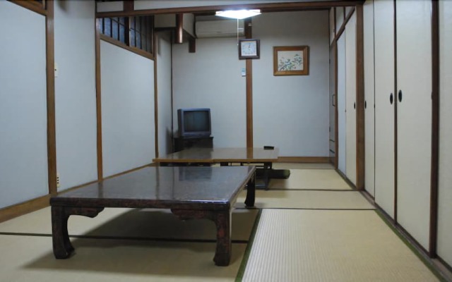 Chizuru Ryokan