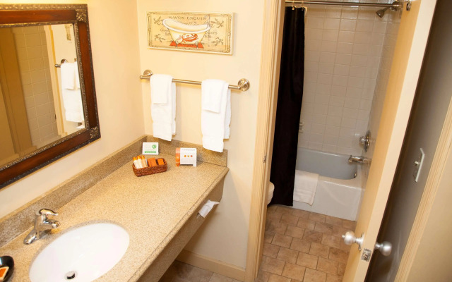 Genetti Hotel, SureStay Collection by Best Western