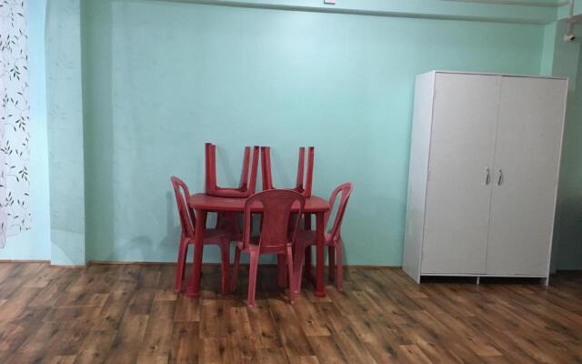 Urban Homestay/Service Apartment