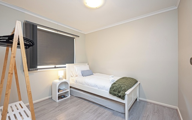 Villa Scalzi - 4-Bed Getaway