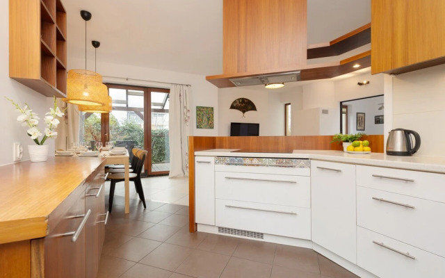 4-bedroom House in Warsaw by Renters