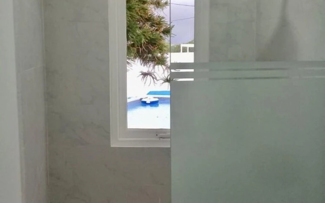 Ocean Front Property - Villa 4 Aruba w pool view