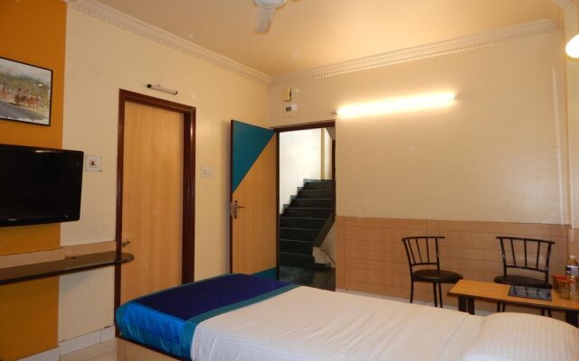 Hotel Suraj Classic