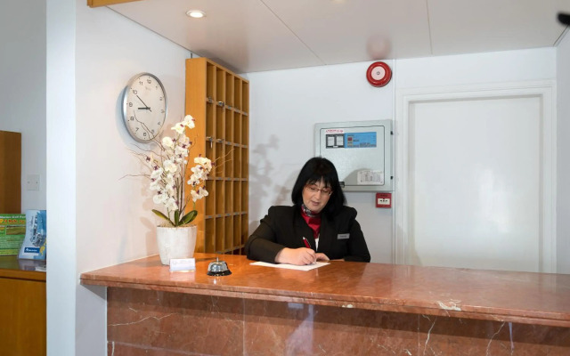 Sunny Hill Hotel Apartments
