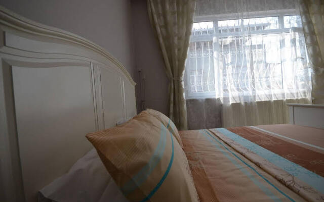 Amadeus Hotel