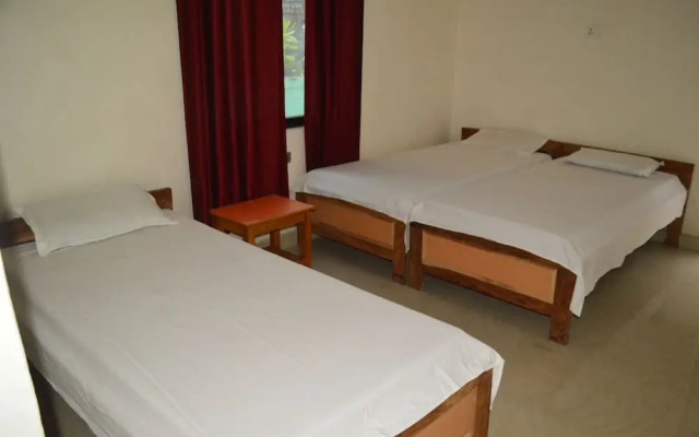 Middle Way Home Stay