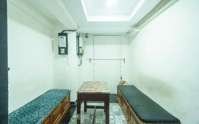 OYO 93133 Hotel Moraja Near Stikes Abdi Nusantara
