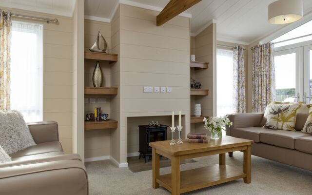 Hideaway Lodge