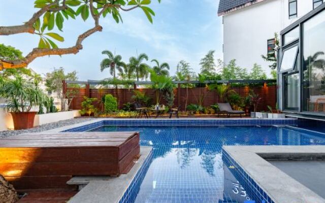Peanut Studio & Hotel