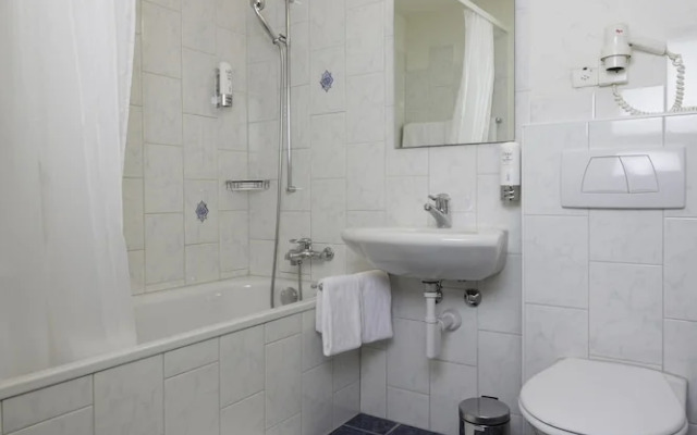 Apart-Hotel Zurich Airport
