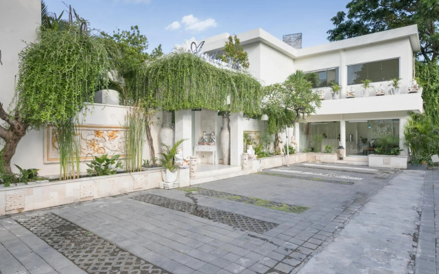 Awila Villa Kuta