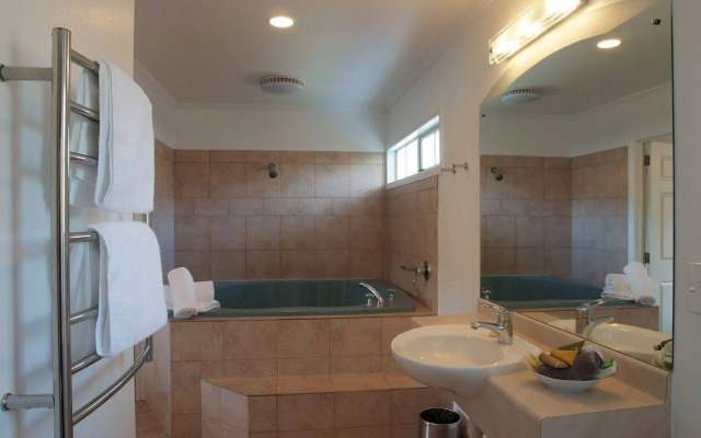 Silver Fern Rotorua Suites & Spa