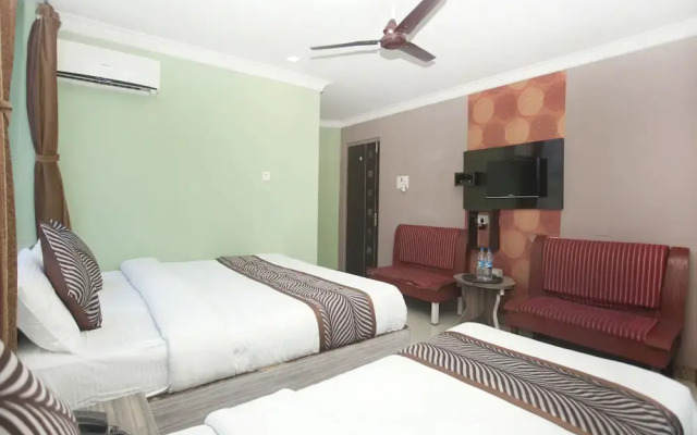 OYO 343 Pop Life Hotel