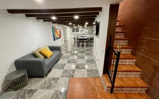 Espacioso piso con entrada independiente en Part Alta de Tarragona!