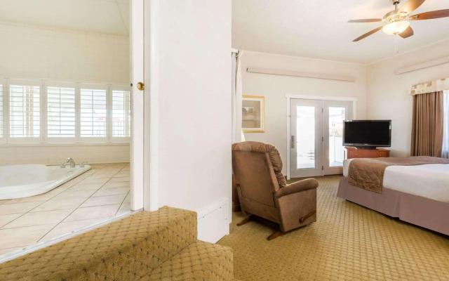 Copper Queen Hotel and Casino