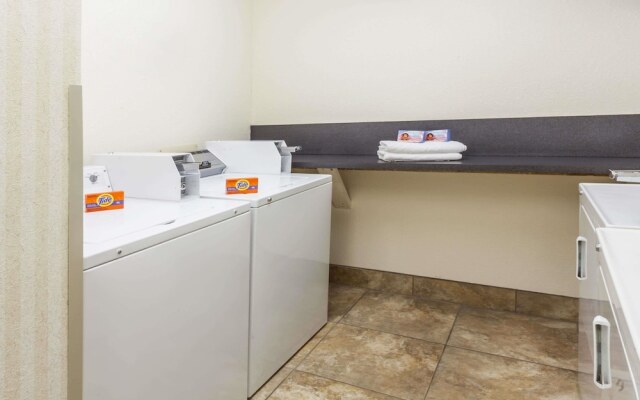 Microtel Inn & Suites by Wyndham Wilson